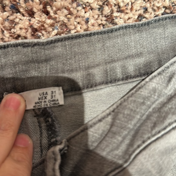 Super cute gray Dex jeans - Picture 5 of 5